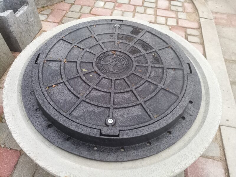 Чугунные и пластмассовые люки, ступени и уплотнения резина (Цена с НДС)